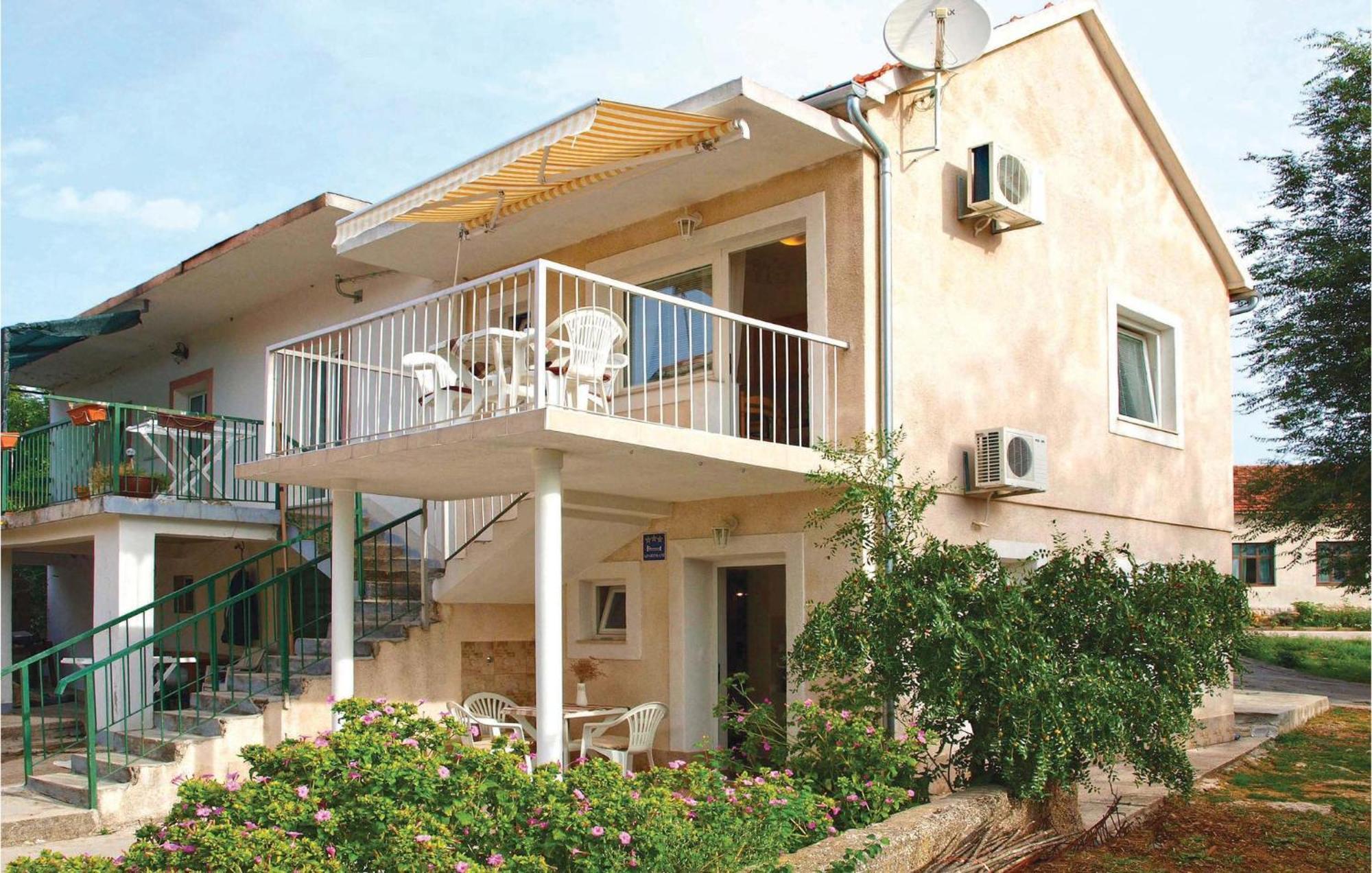Apartment Raslina Lxvi المظهر الخارجي الصورة